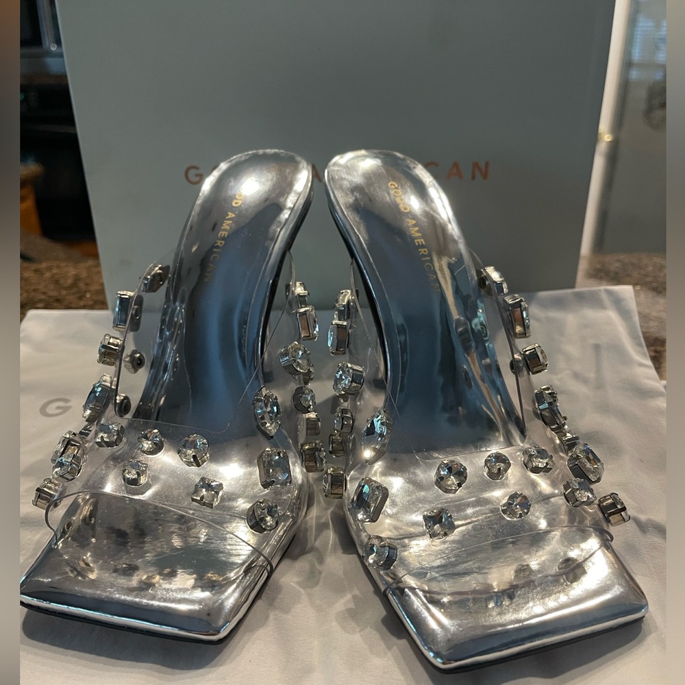 NEW Good American Jeweled Heels